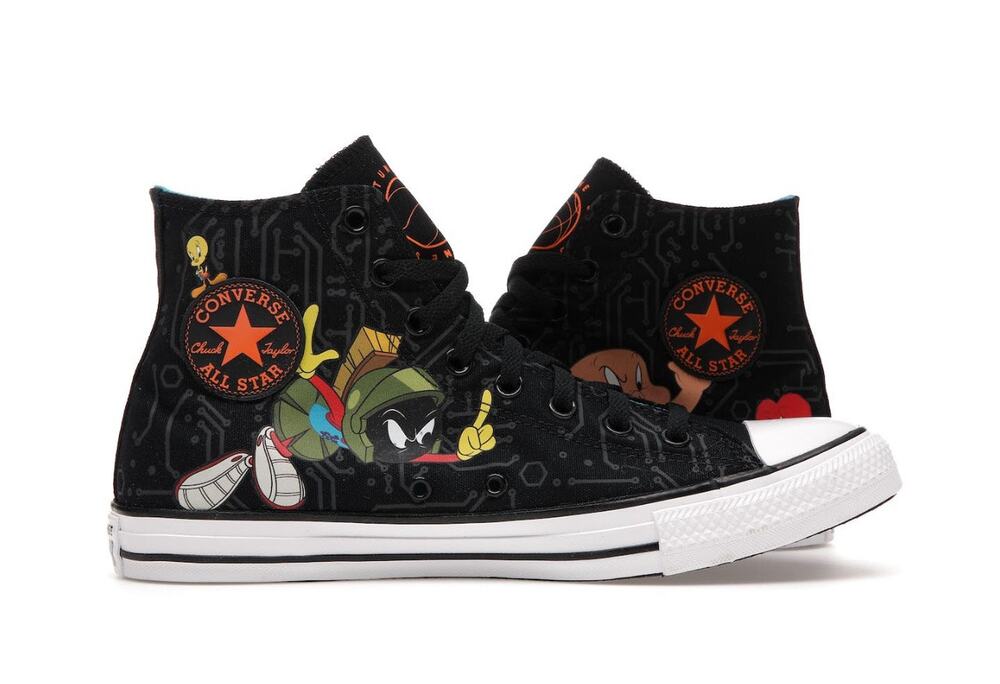 Converse high top sneakers space jam size youth 3